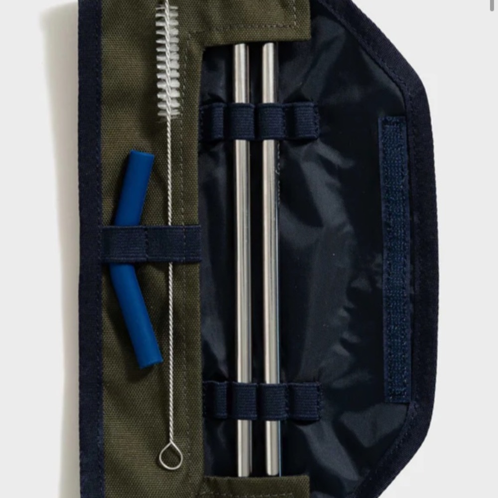 United by Blue! Stainless steel straw kit!